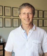 Comment protégrer son business afin qu'ils ne soit pas copié par les concurrents étrangers ? Interview avec Shmuel Silverman, dirigeant d'une entreprise de brevet qui vous livre ses secrêts pour bien protéger votre business.